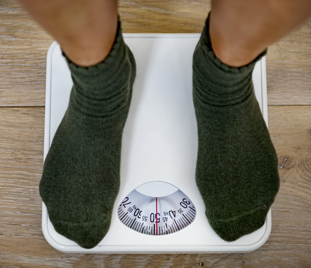 Chega de Dieta - A influência de problemas psicológicos na perda de peso - balança